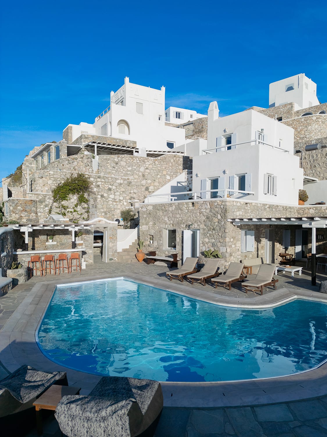 Patron 1 Pool Sunset Villa – Seven Bedrooms