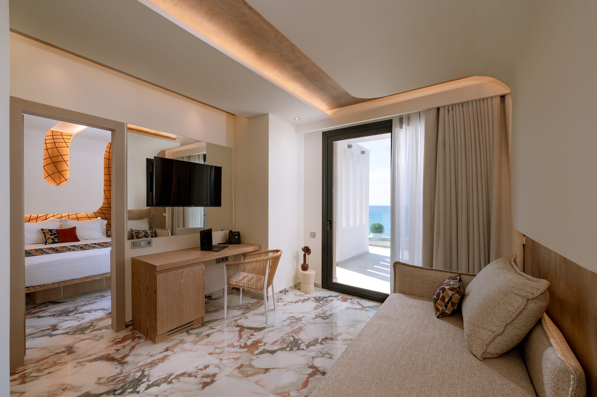 DELUX E SUITE 2 ROOMS WITH PRIVATE POOL