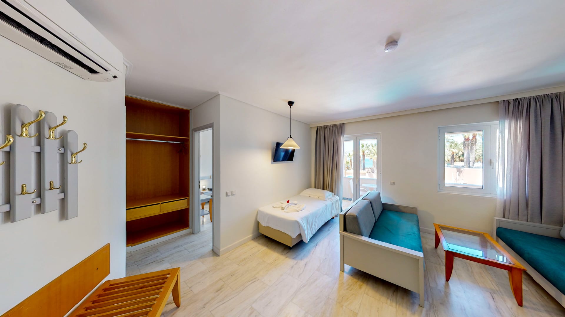 Junior Suite One Bedroom Land View