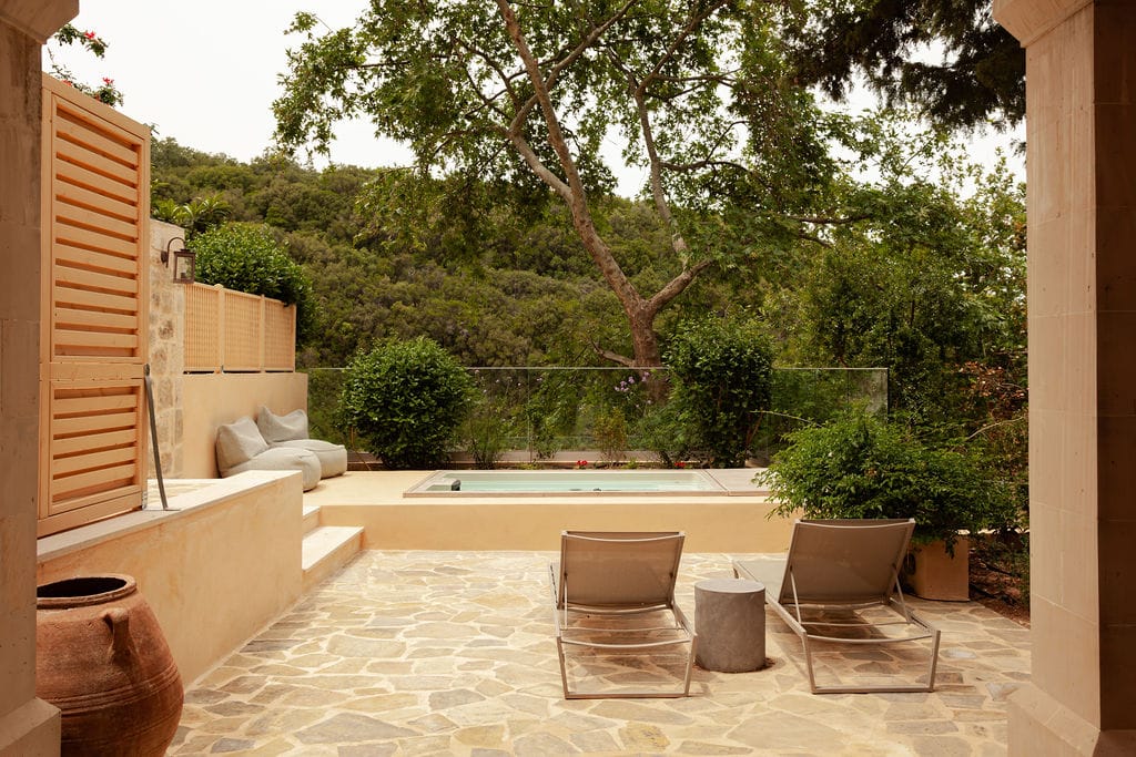 Superior Suite – Mini Pool (Pleiades)