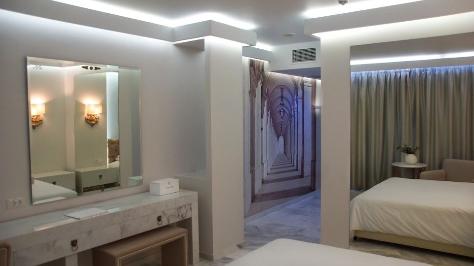 Royal Marmin Bay Boutique & Art Hotel - DLX - 10