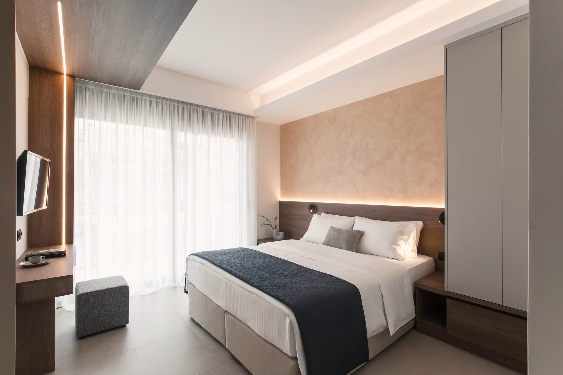 Superior Suite with Mountain View