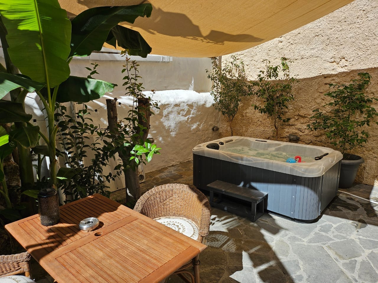 Utopia Luxury Suites  | Old Town - KST - 22