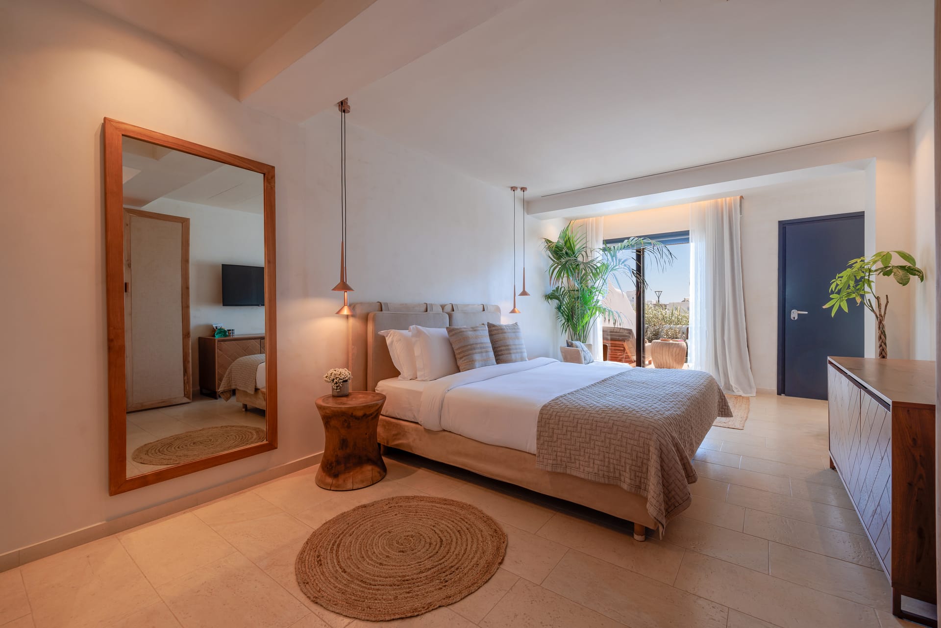 Superior Double with Private Pool & Surrounding View