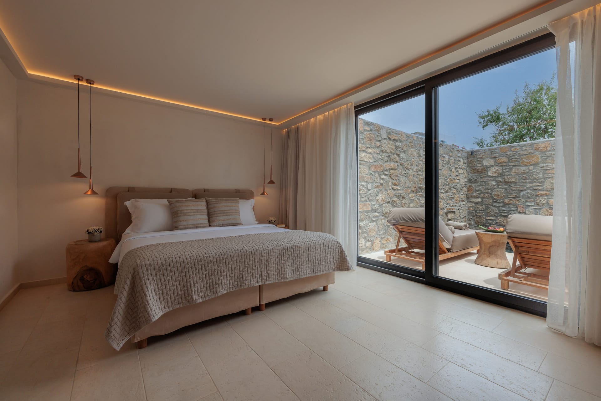 Asty 2 Bedroom Loft Suite with Private Pool & Surrounding View