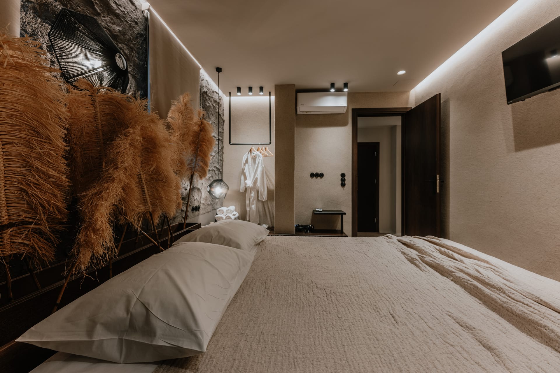 Onym Curated Villas - GVFOUR - 7