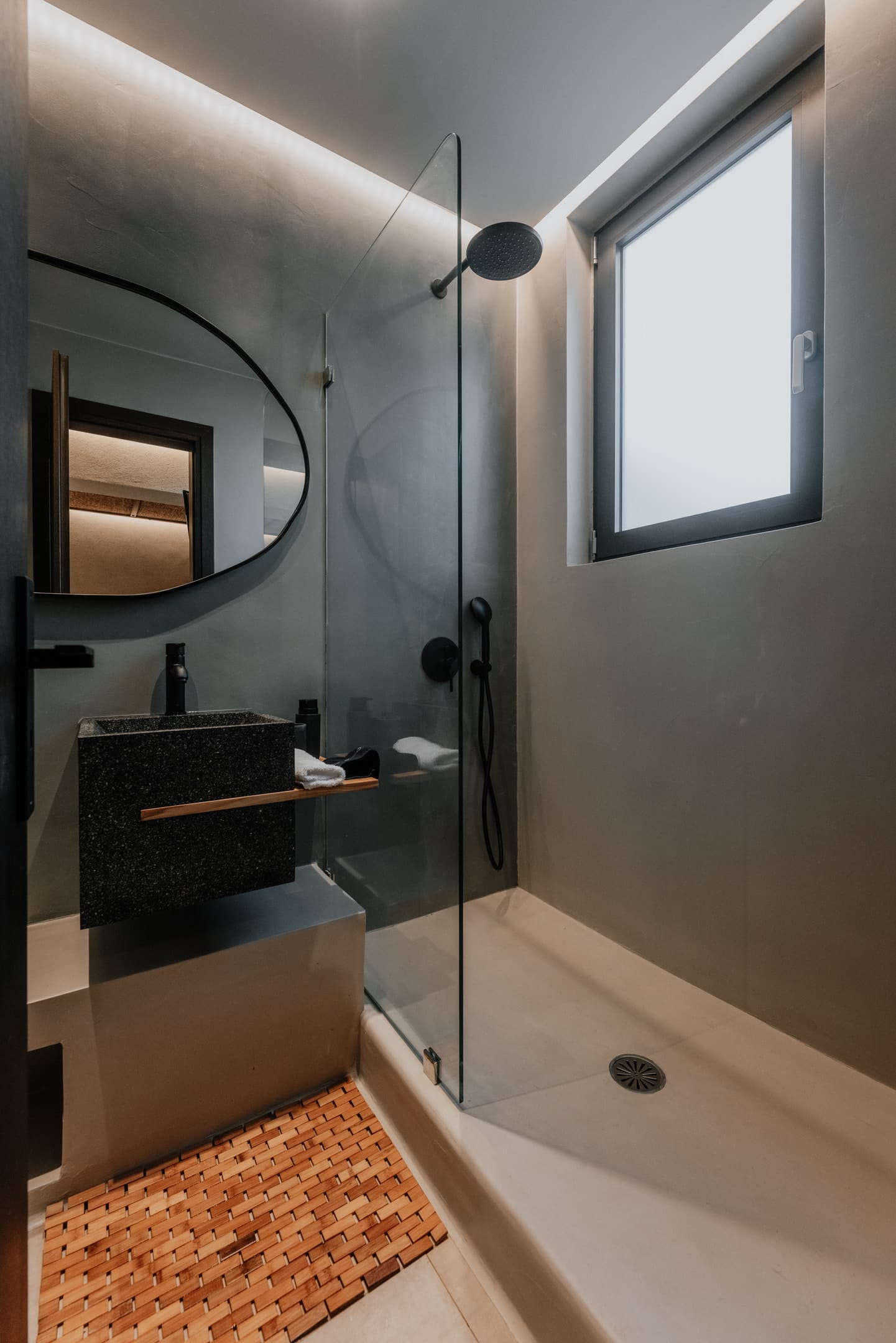 Onym Curated Villas - GVFOUR - 11