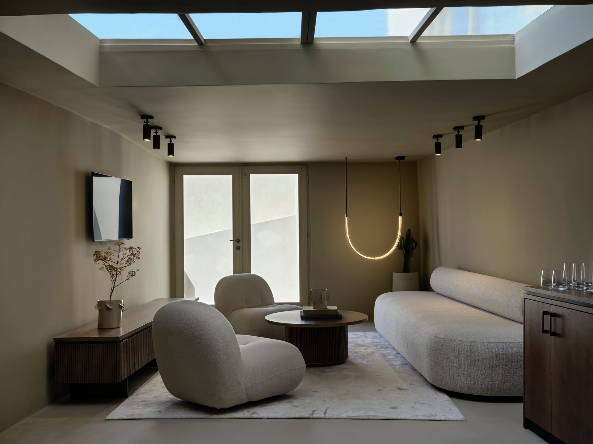 Three Bedroom Villa with Infinity Pool