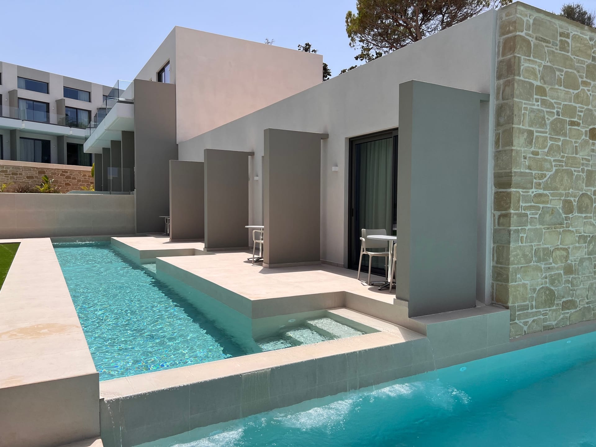 PHOS Hotel Adults Only - JSSP - 5