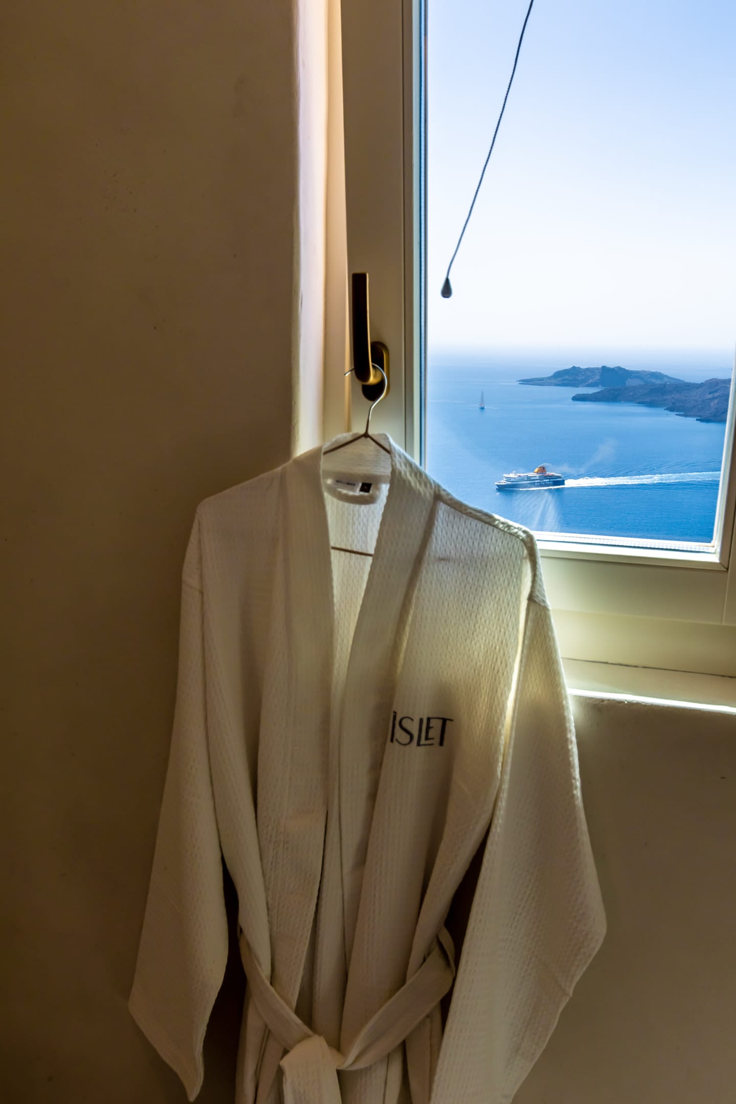 Islet Santorini - ISSANT - 40