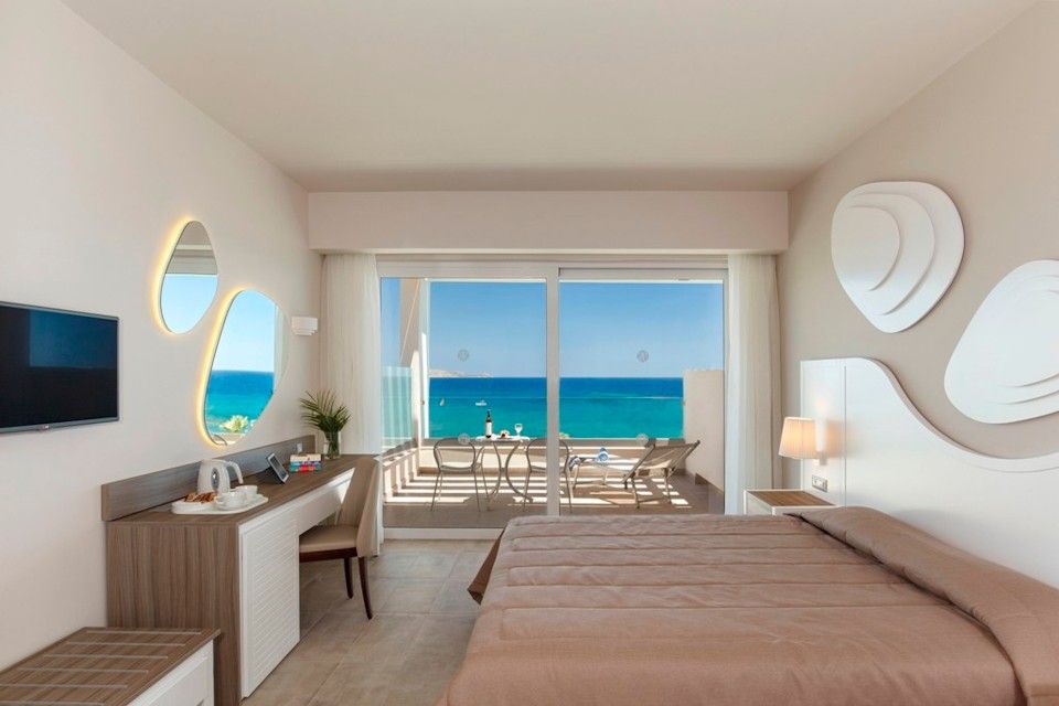 Executive Family Room with Balcony & Sea View