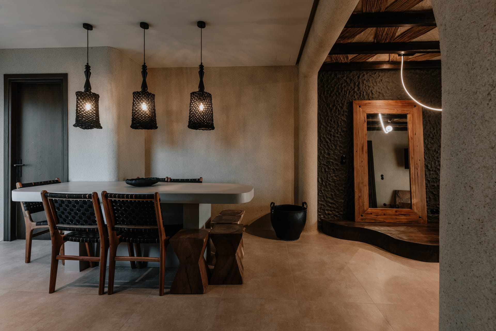 Onym Curated Villas - VILTHR - 2