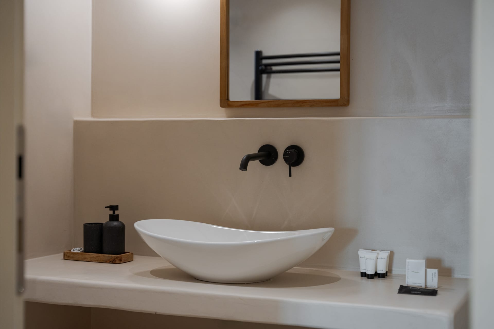 Yerma Suites Limeni - DELFAM - 20