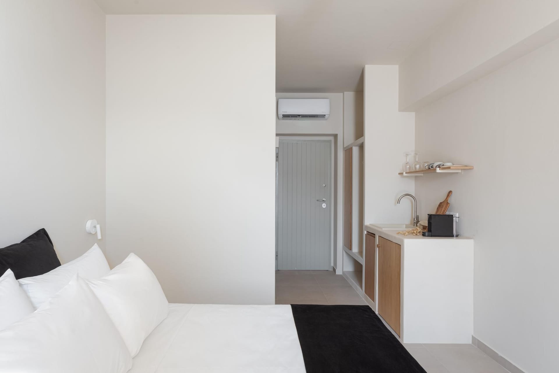 Yerma Suites Limeni - DELUX2 - 8