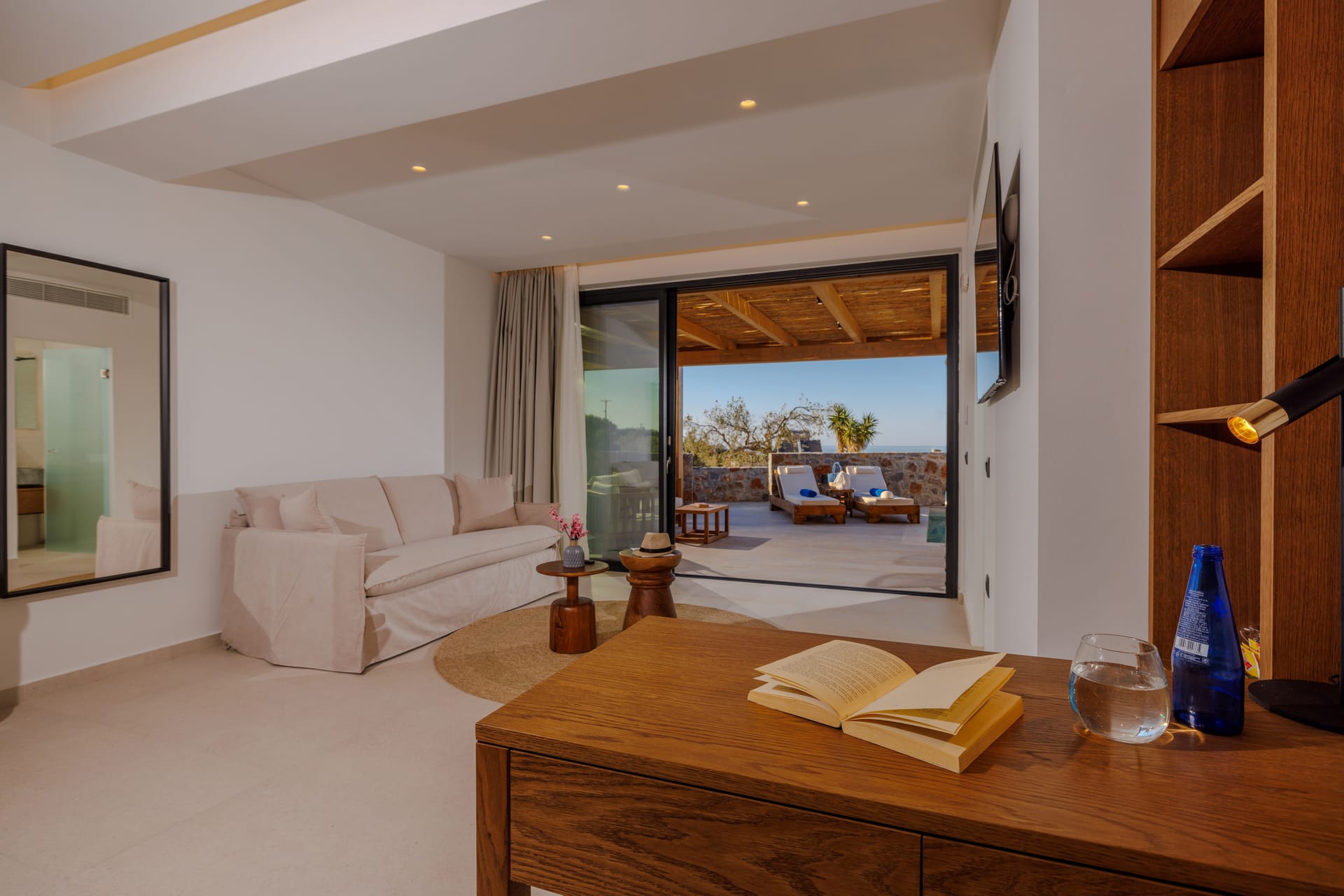 Deos Luxury Suites - SUITE - 8
