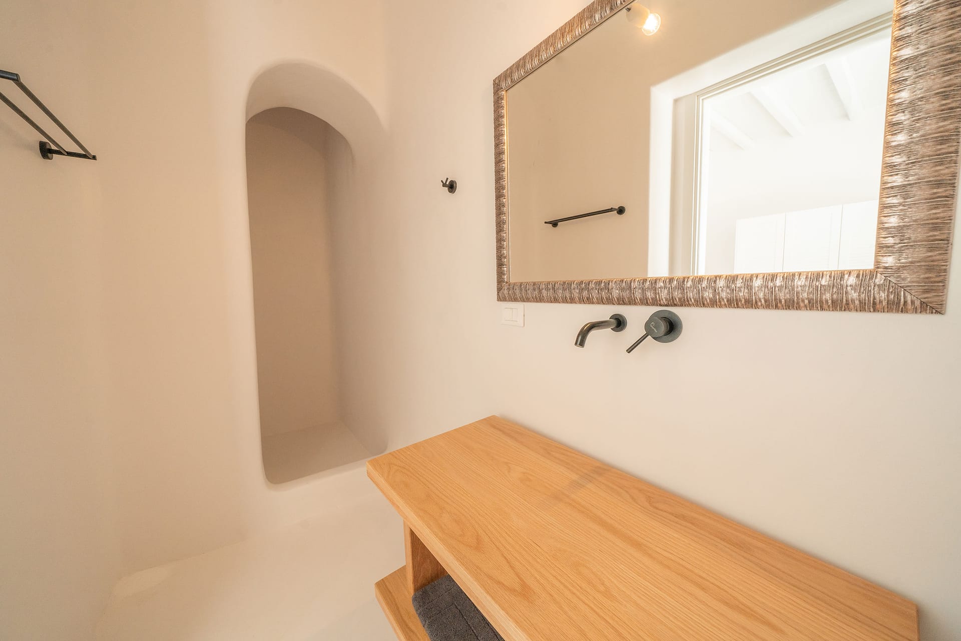 Kennedys Group Mykonos - VERON3 - 30
