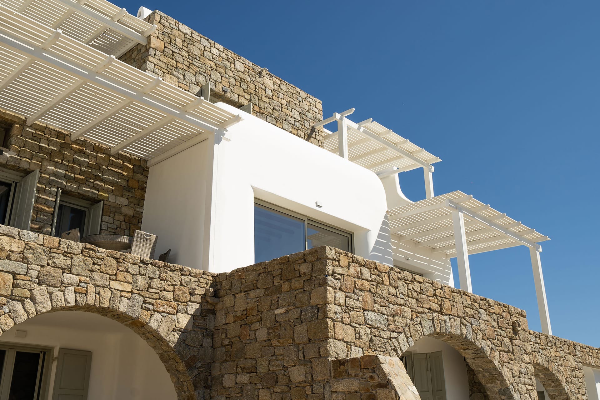 Kennedys Group Mykonos - VERON1 - 2
