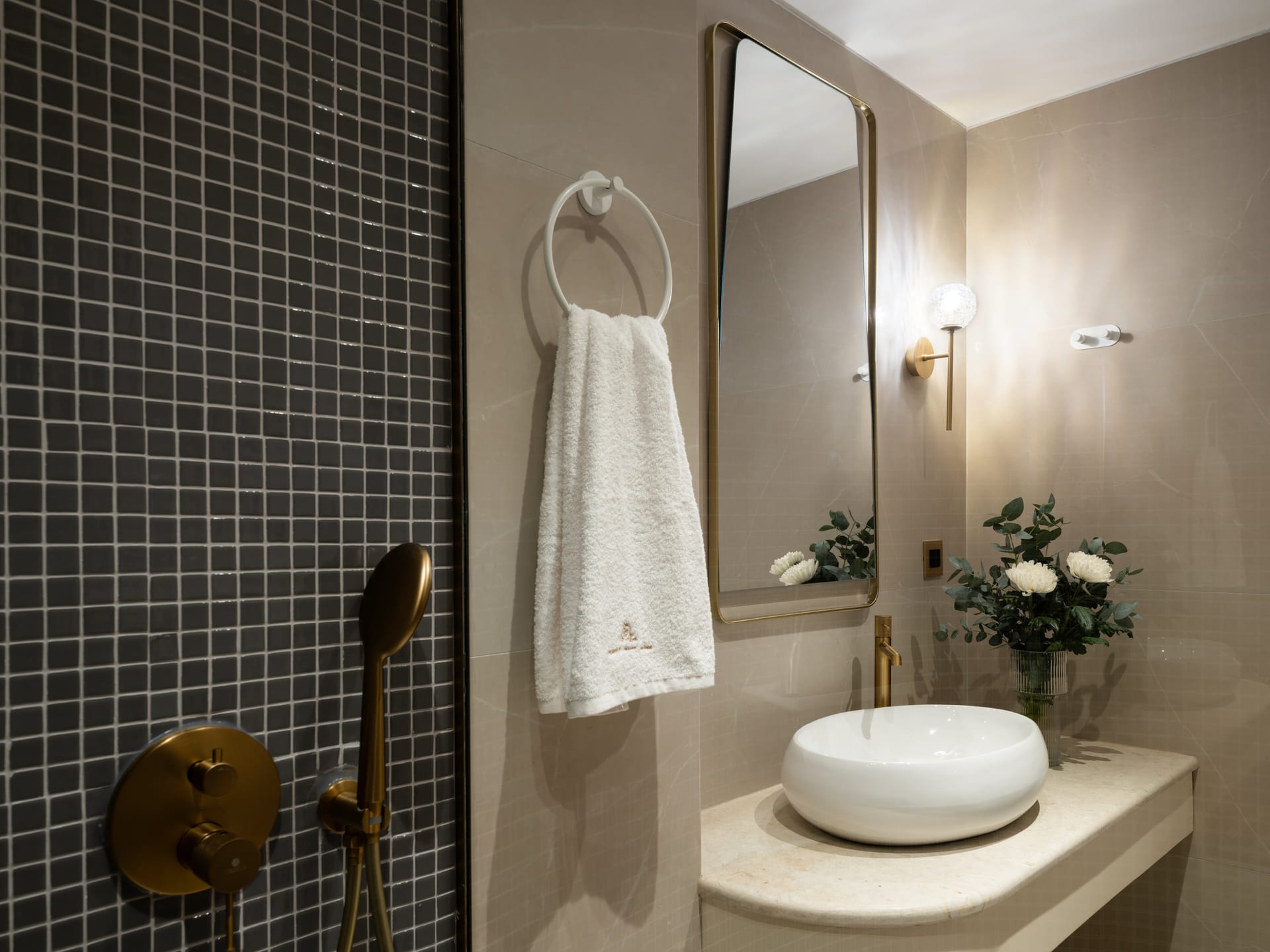 Golden Luxury Suites - SUP1BD - 6