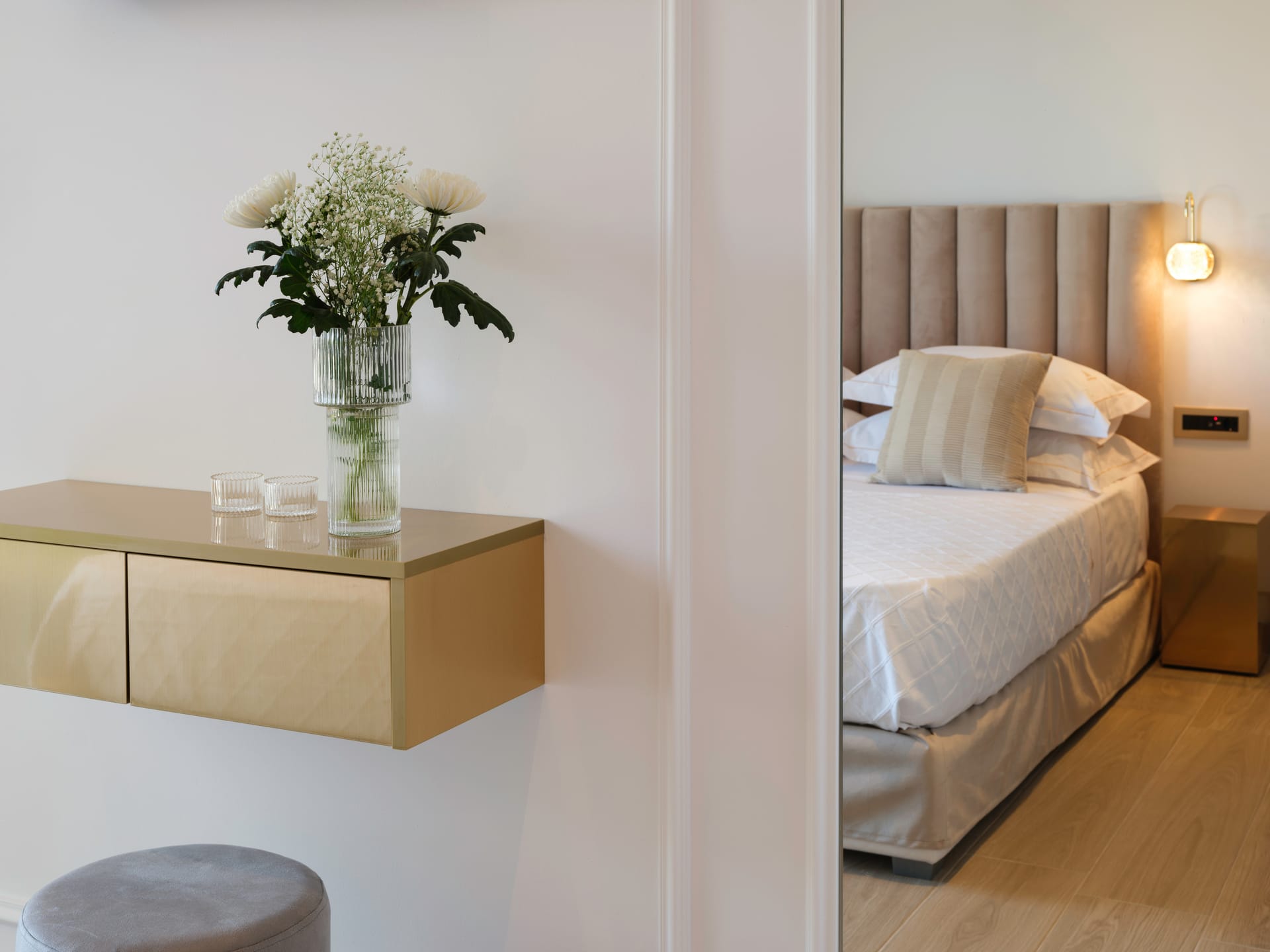 Golden Luxury Suites - SUPFAM - 9