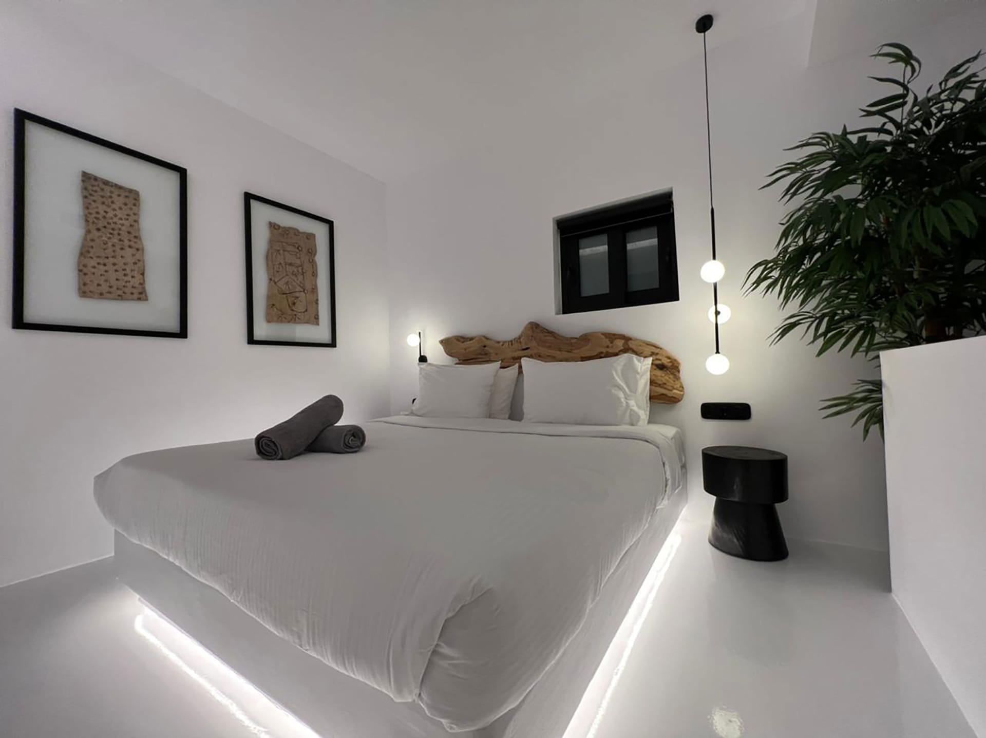 Kennedys Group Mykonos - PERLA - 12