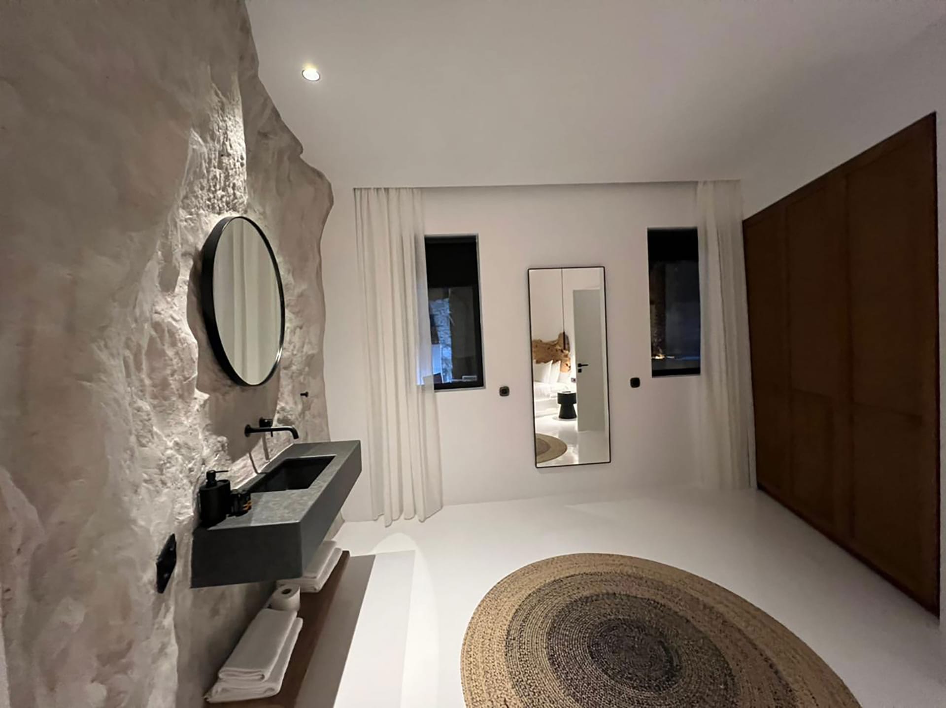 Kennedys Group Mykonos - PERLA - 24