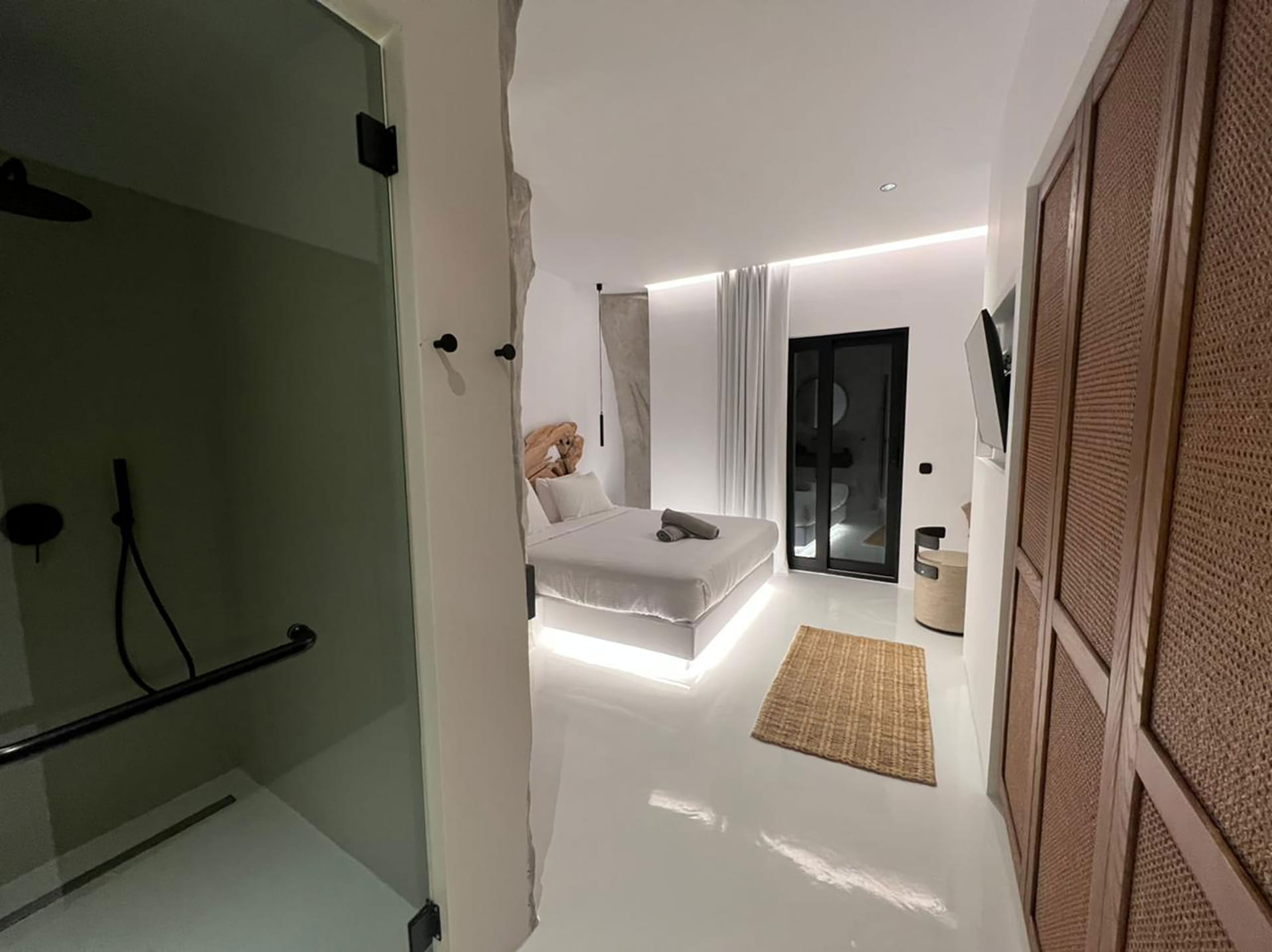 Kennedys Group Mykonos - PERLA - 26