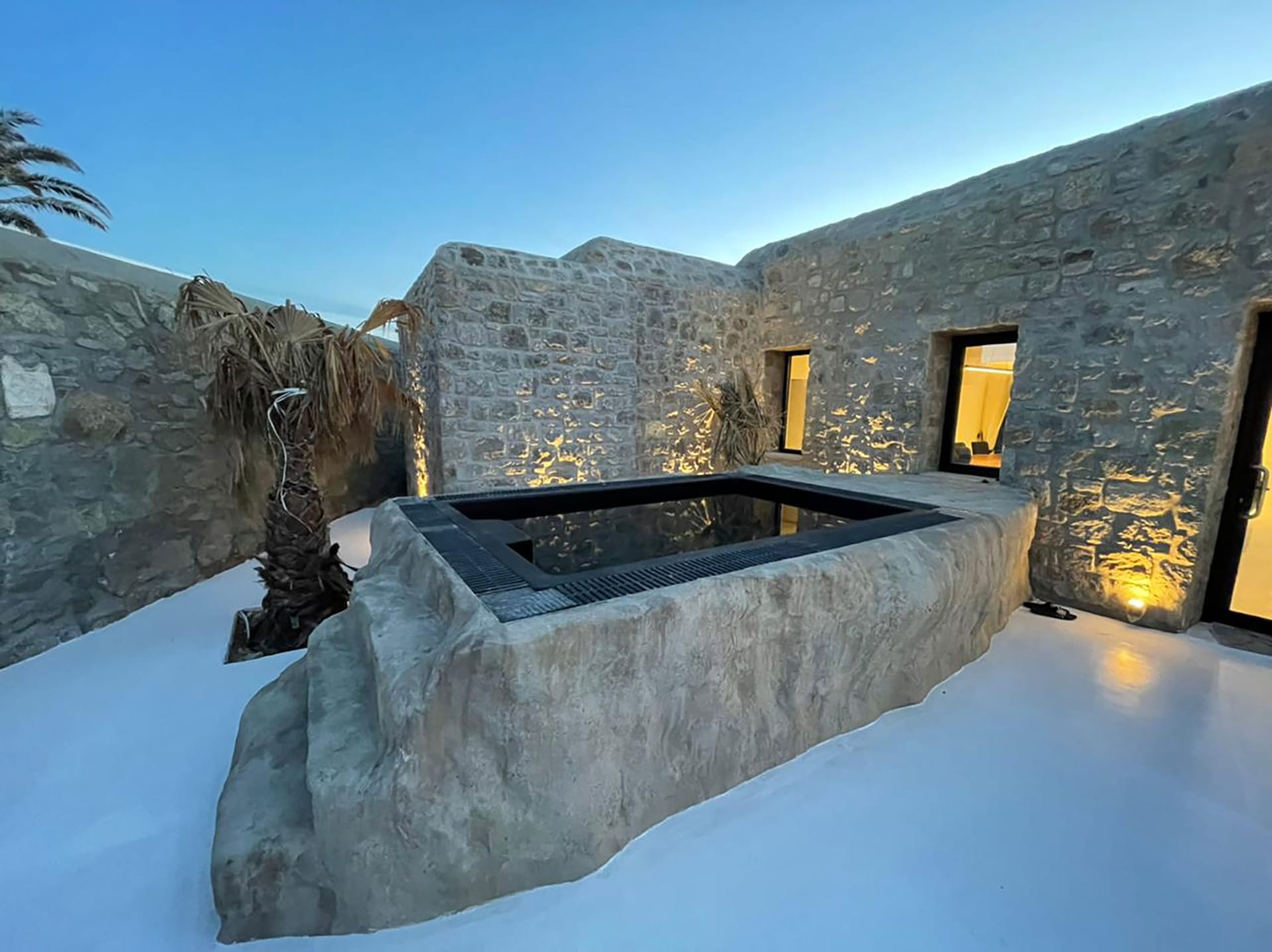 Kennedys Group Mykonos - PERLA - 43