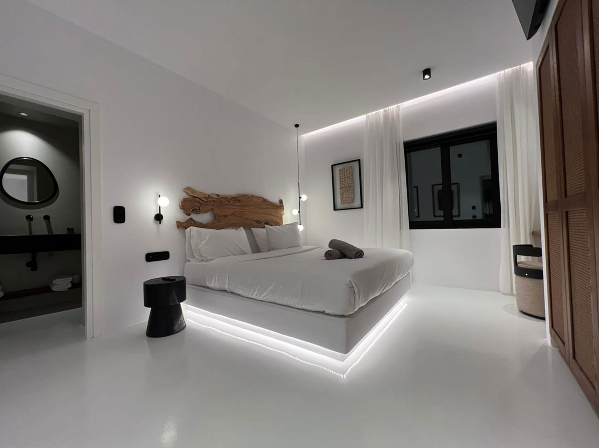 Kennedys Group Mykonos - PERLA - 29