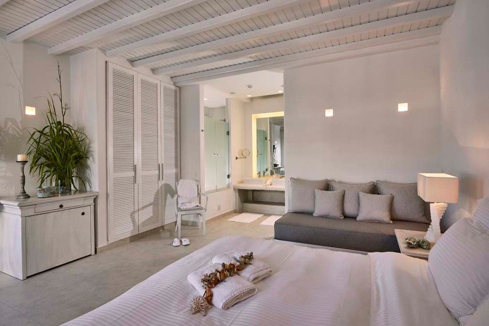 Junior Suite Sea View (up to 3 persons)