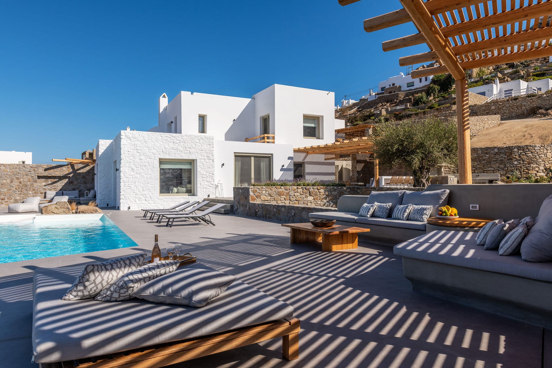 Kennedys Group Mykonos - ZOEVA - 4