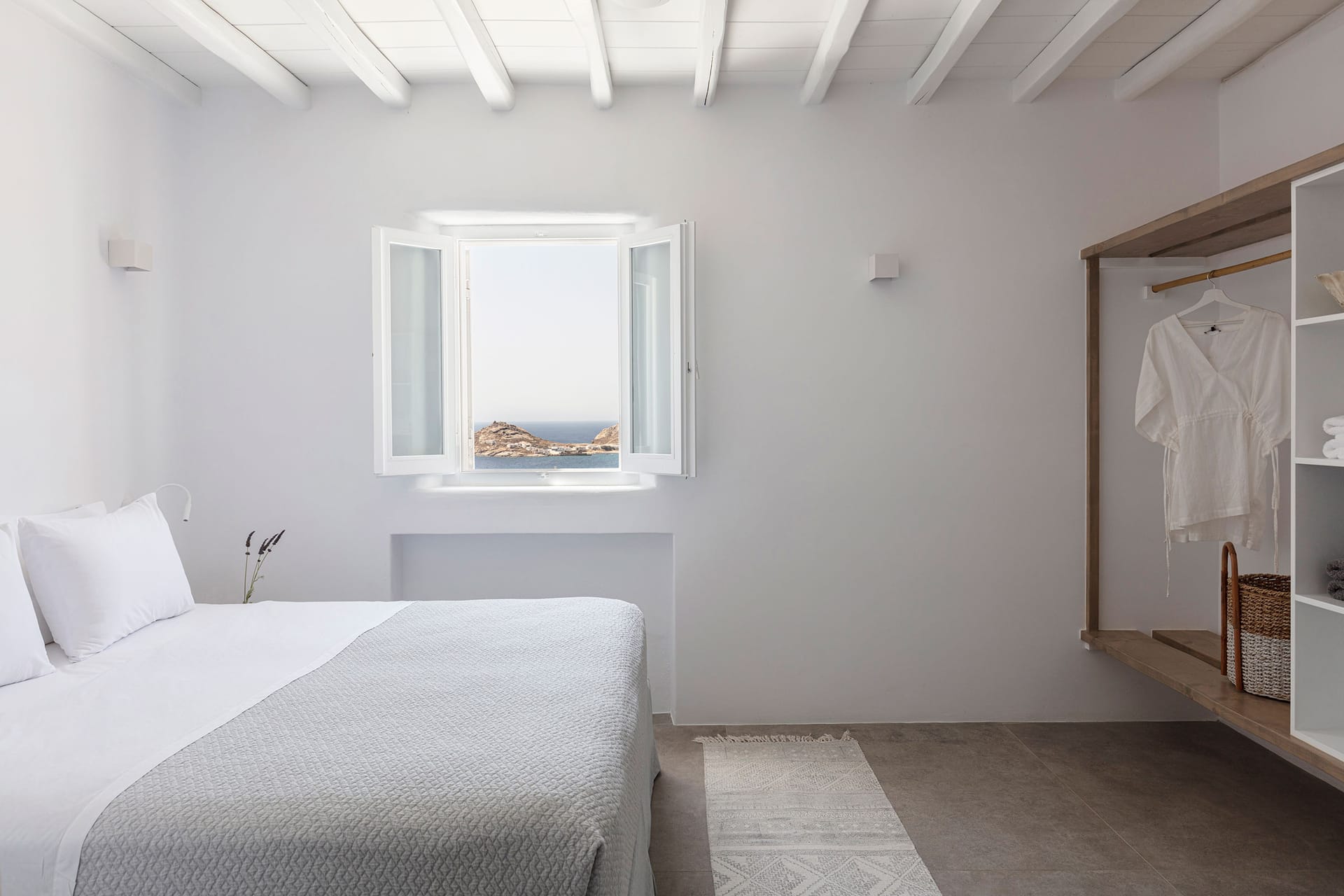 Kennedys Group Mykonos - PHOEN2 - 17