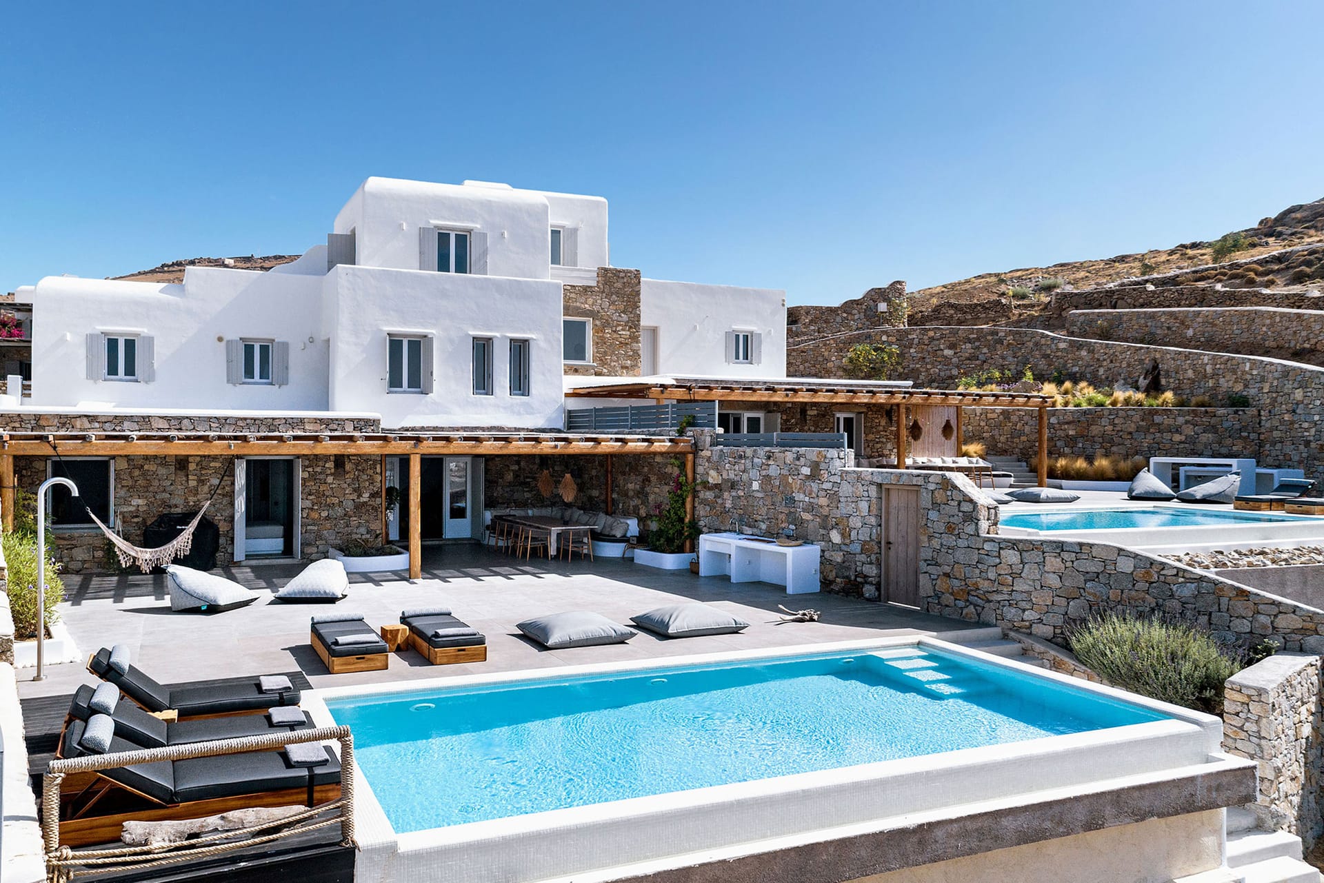 Kennedys Group Mykonos - PHOEN1 - 2