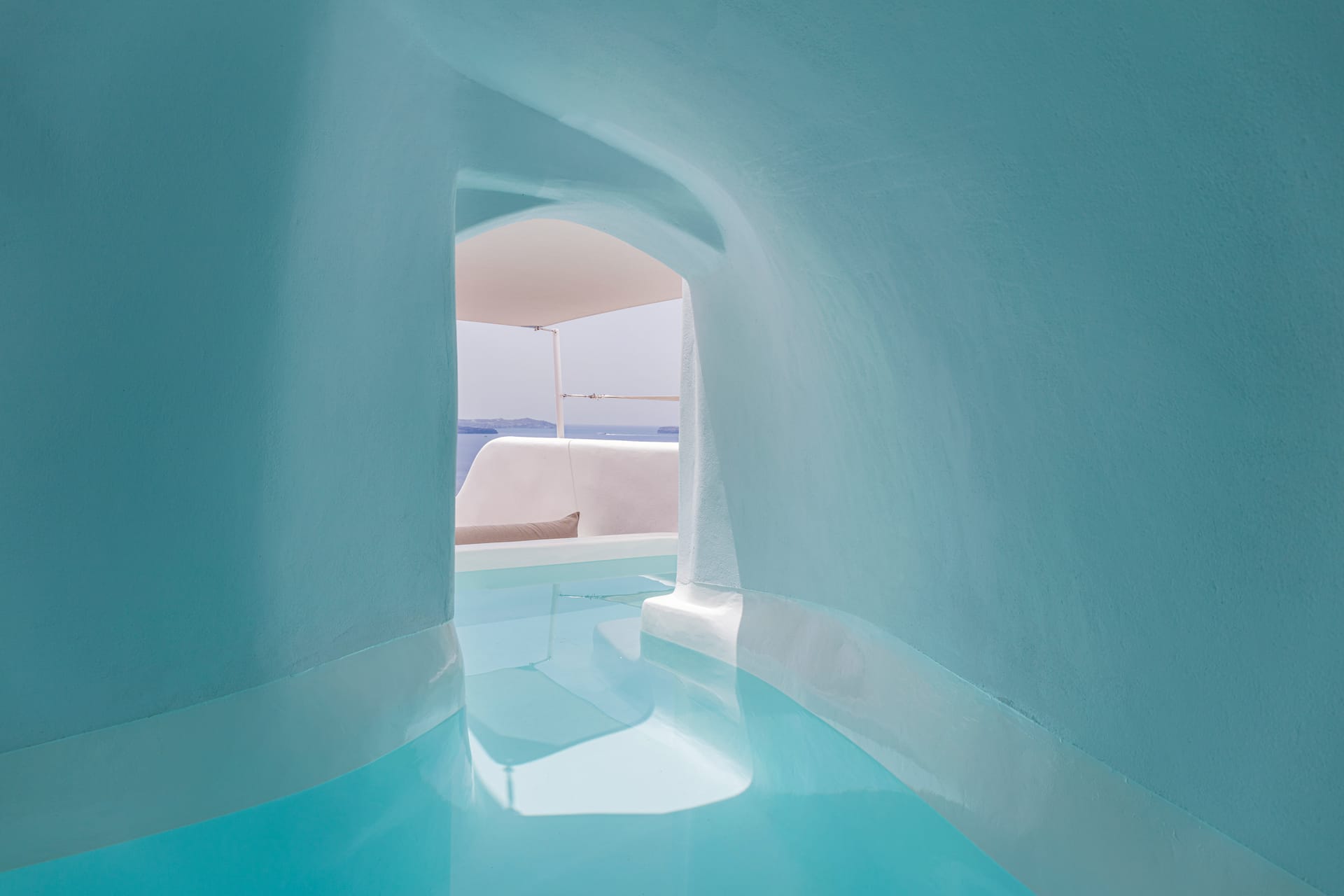 River Pool Suite Caldera Sea View
