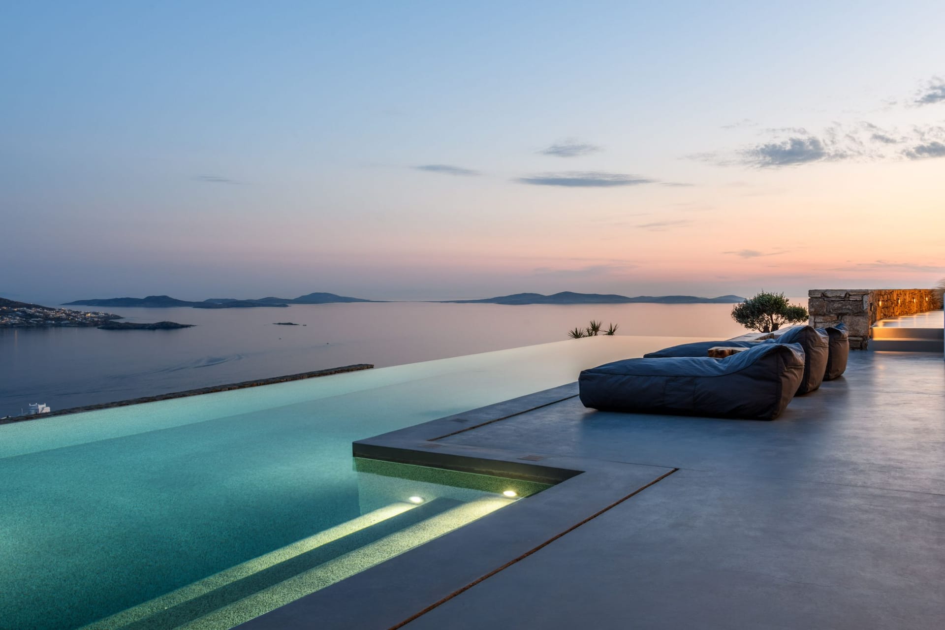 Kennedys Group Mykonos - AERIN - 43