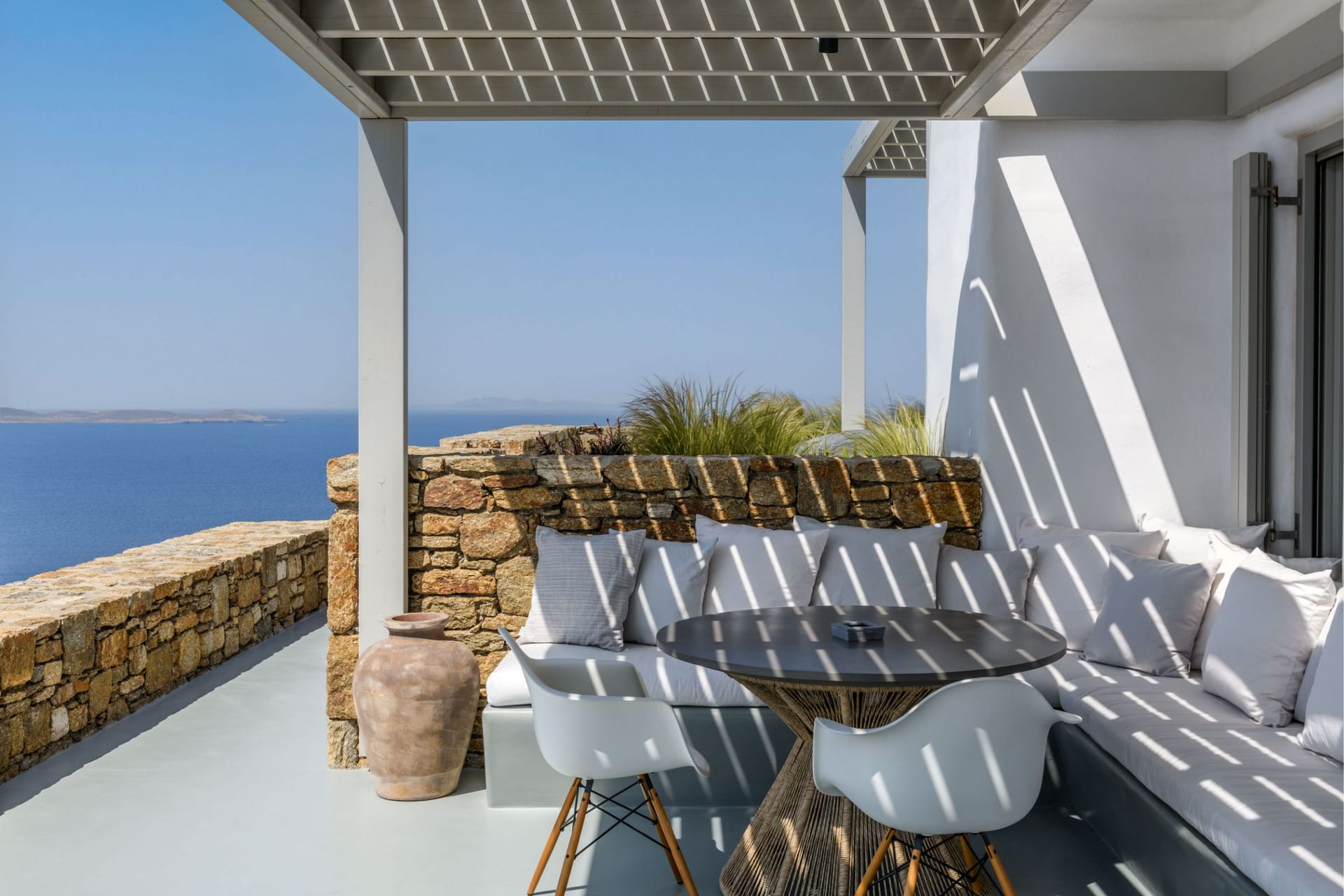 Kennedys Group Mykonos - AERIN - 10