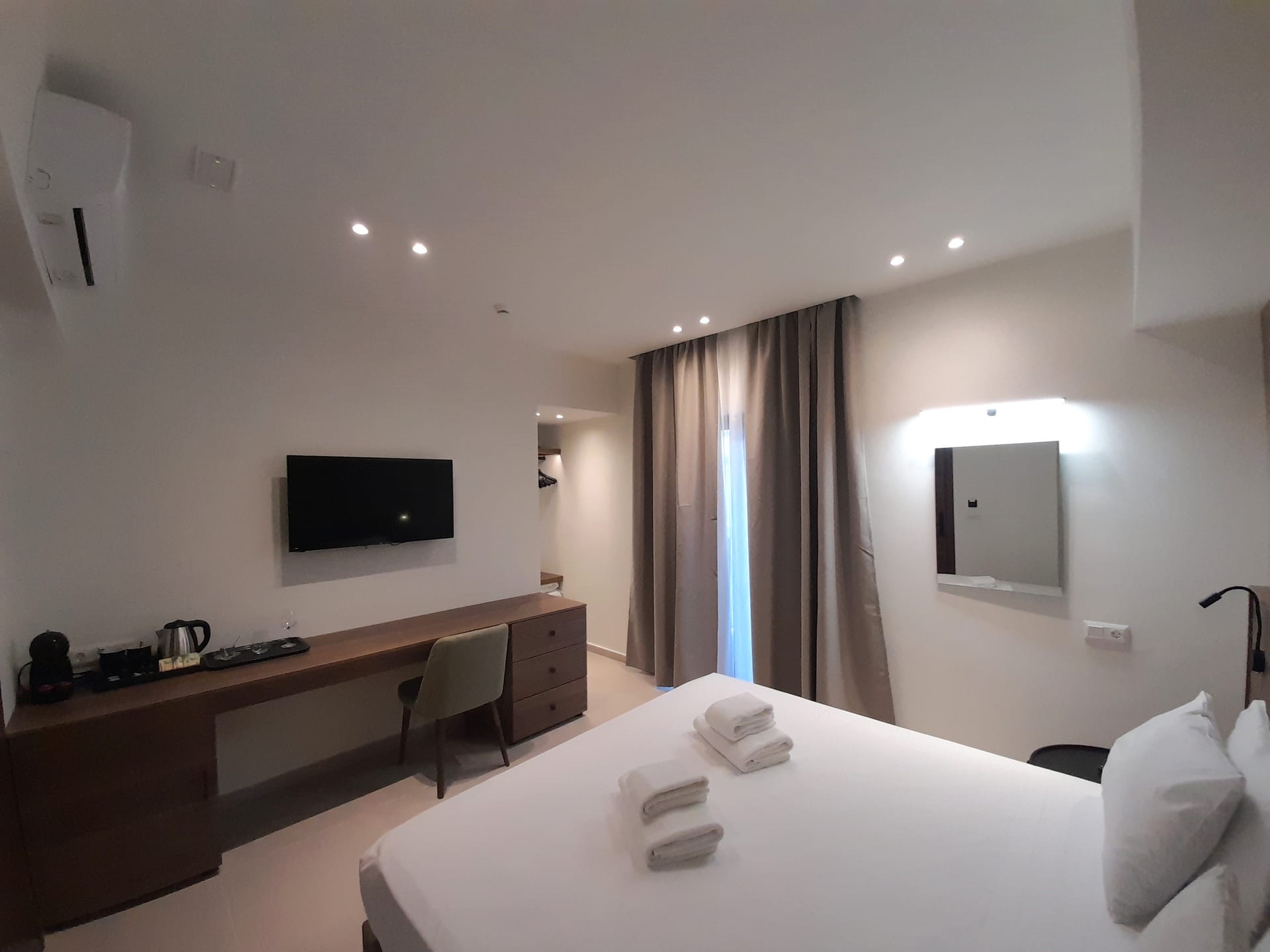 Economy Double | With Balcony – No View