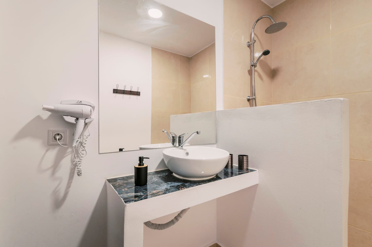 Bamboo Suites | Adults Only - JSUMV - 12
