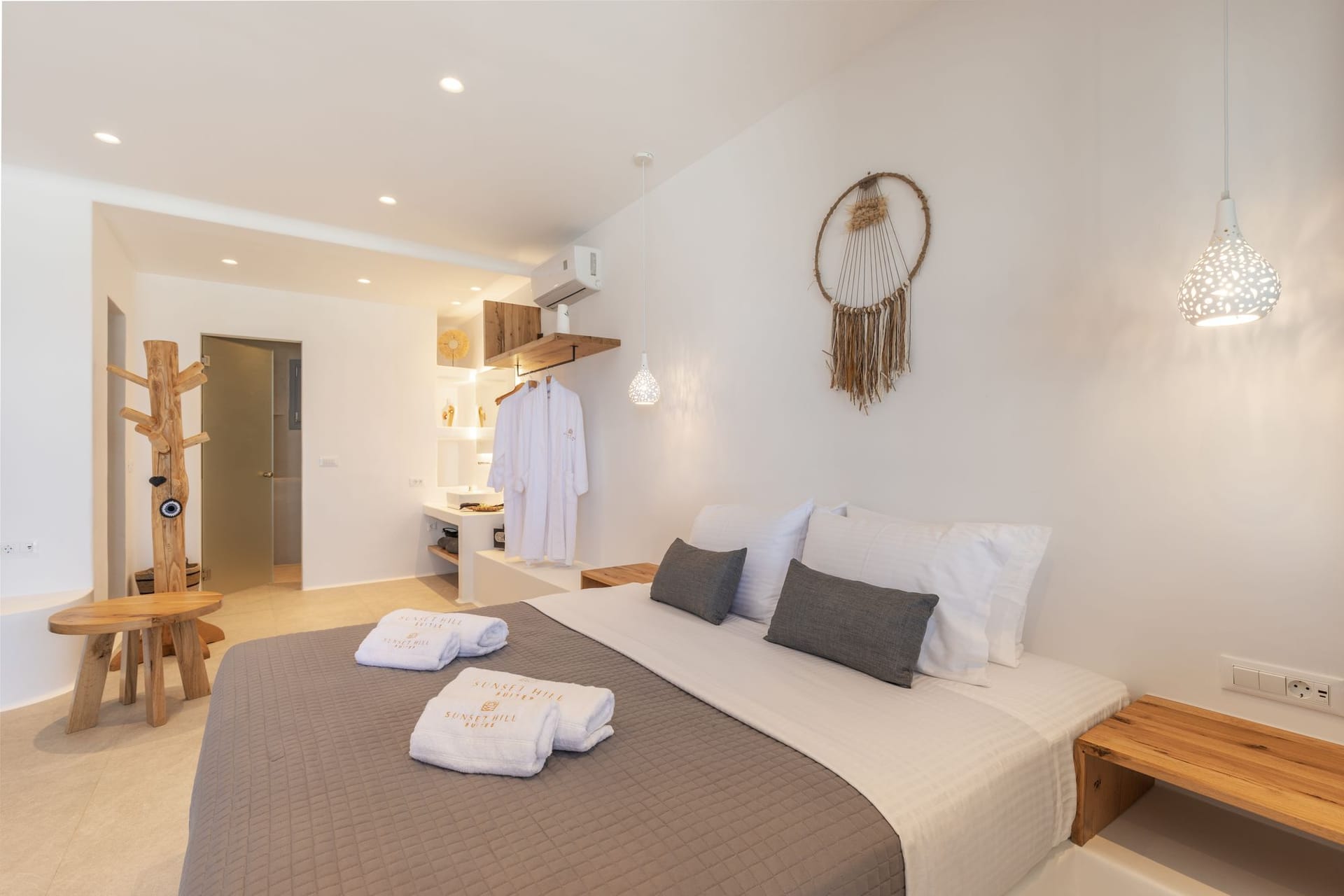Sunset Hill Suites - JUNIOR - 3