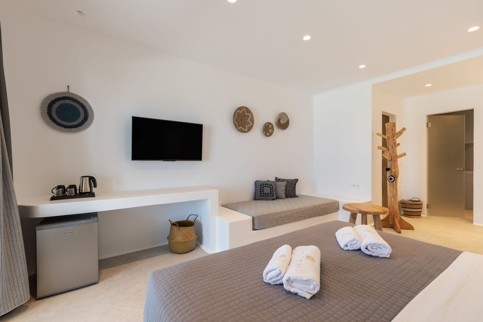 Sunset Hill Suites - JUNIOR - 7