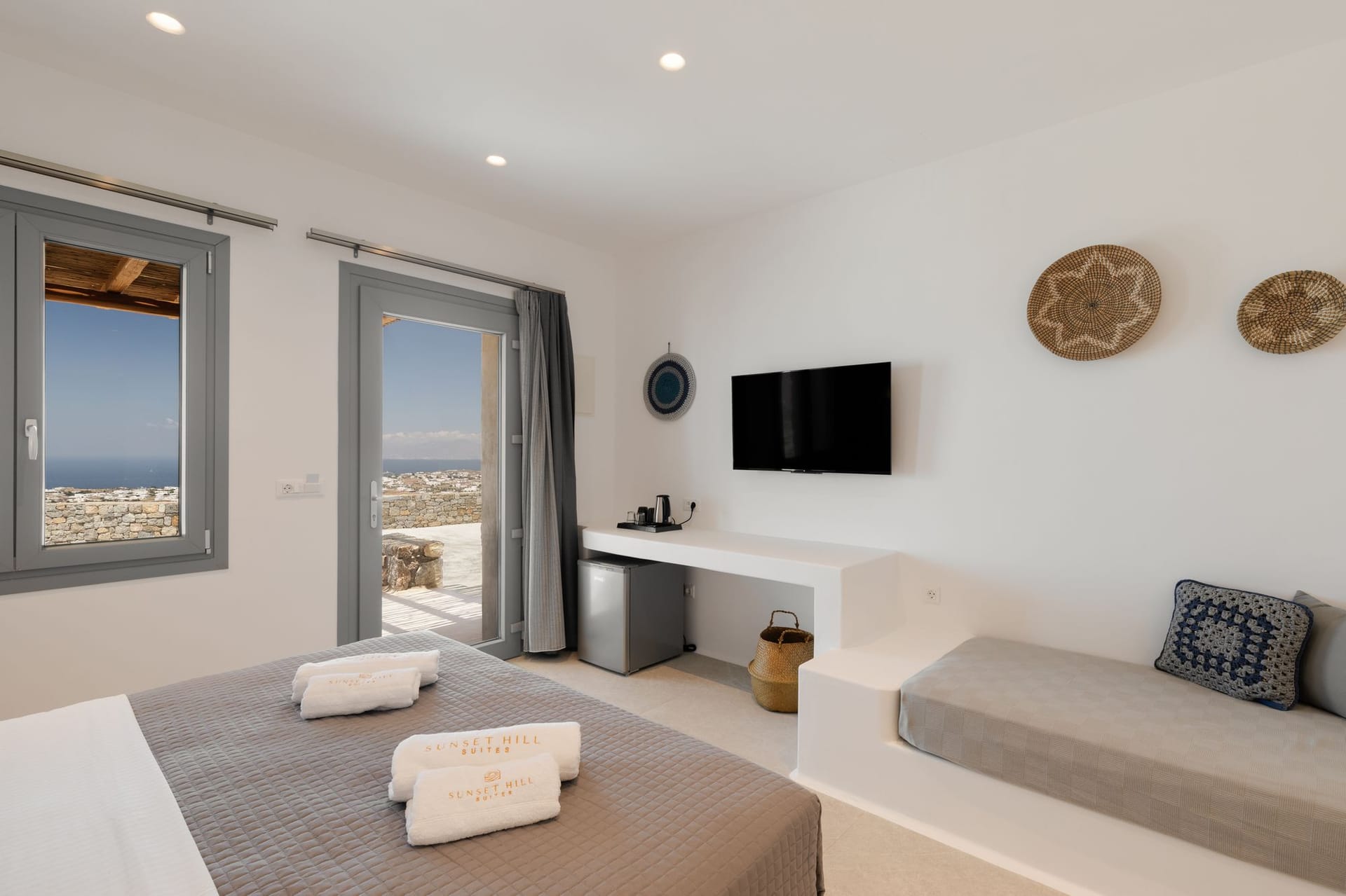 Sunset Hill Suites - JUNIOR - 5