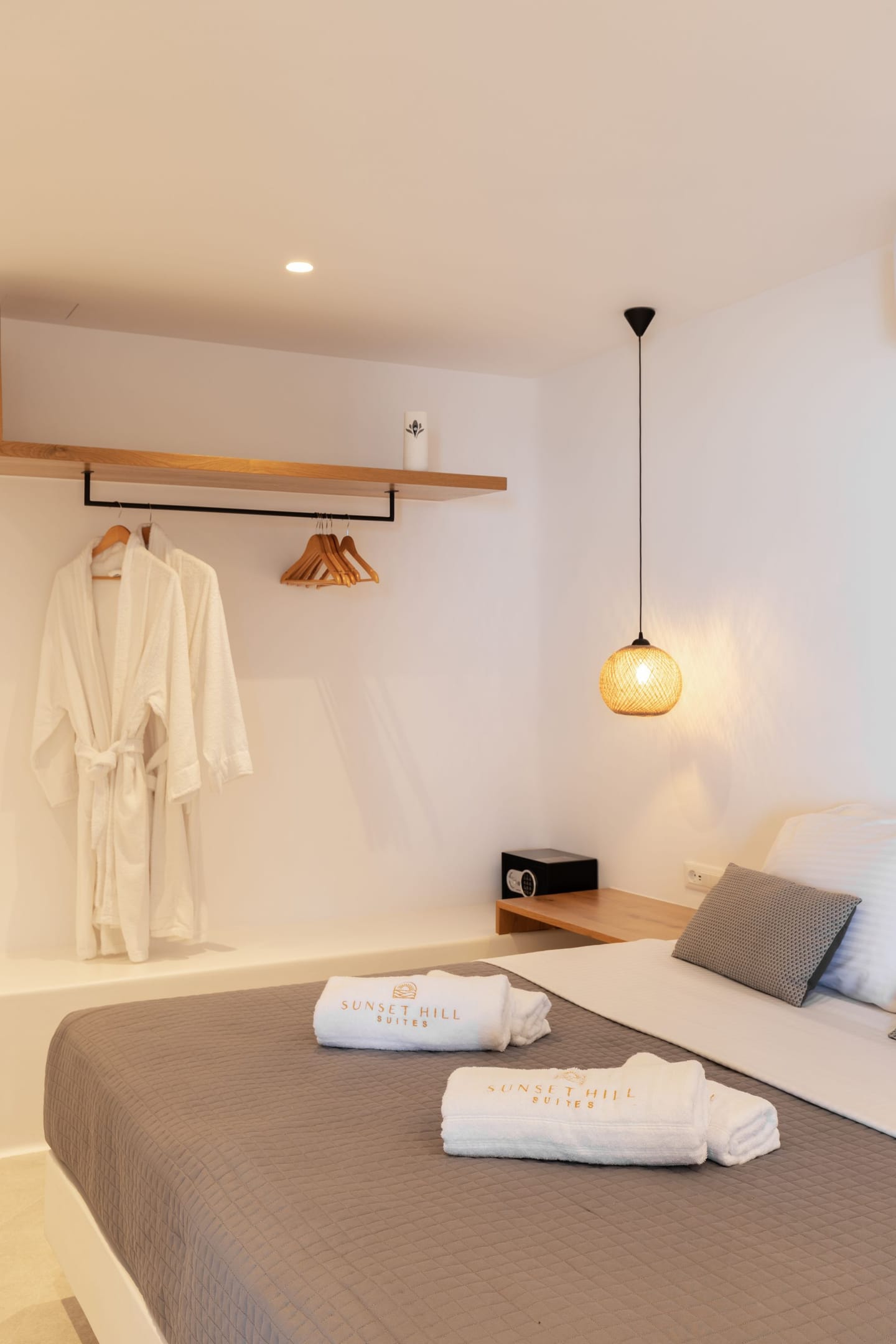 Sunset Hill Suites - EXECUT - 2