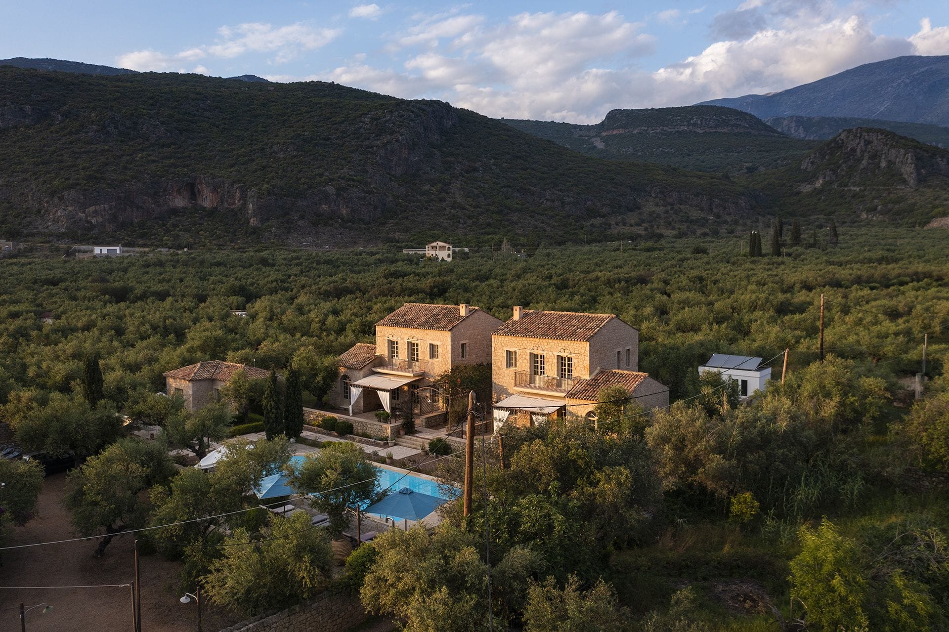Liodentra Estate