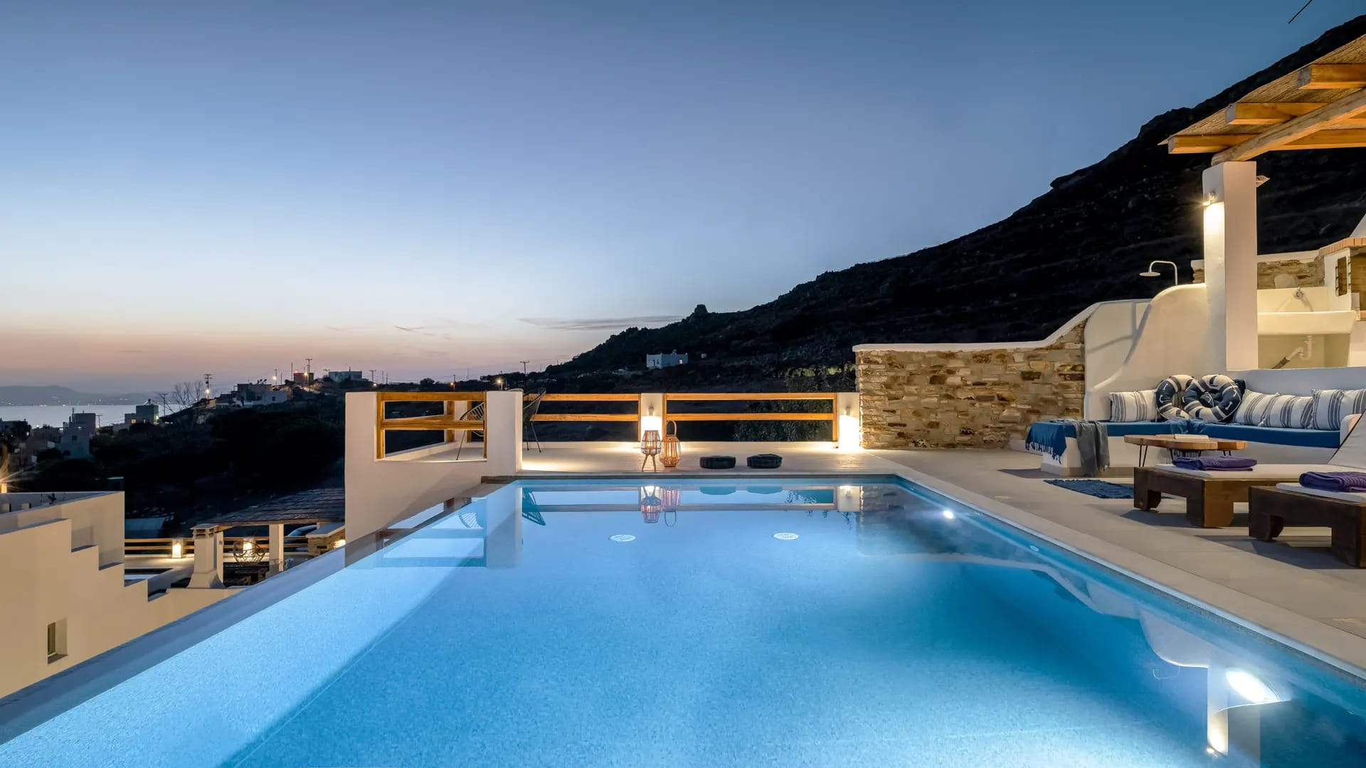 Naxos Skyline - INF - 4