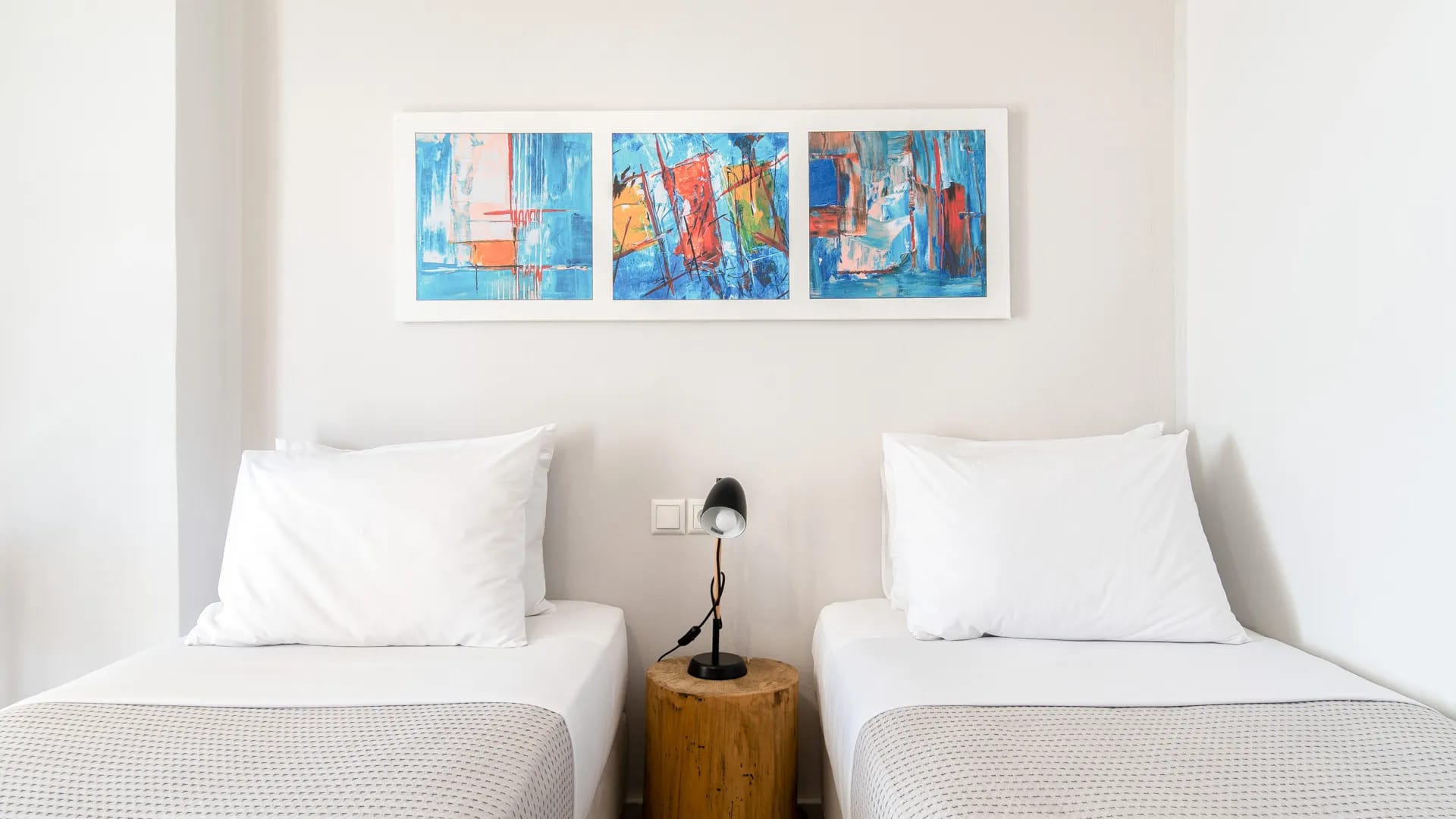 Naxos Skyline - INF - 30
