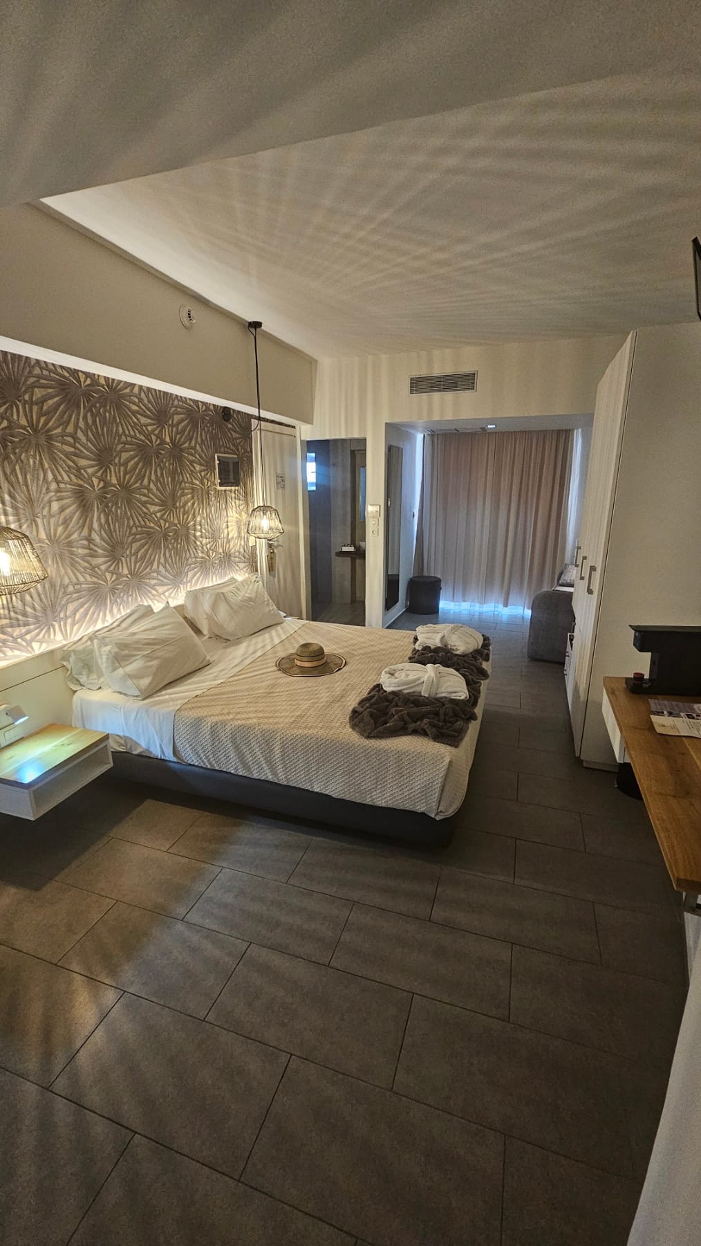 Junior Suite with Jacuzzi