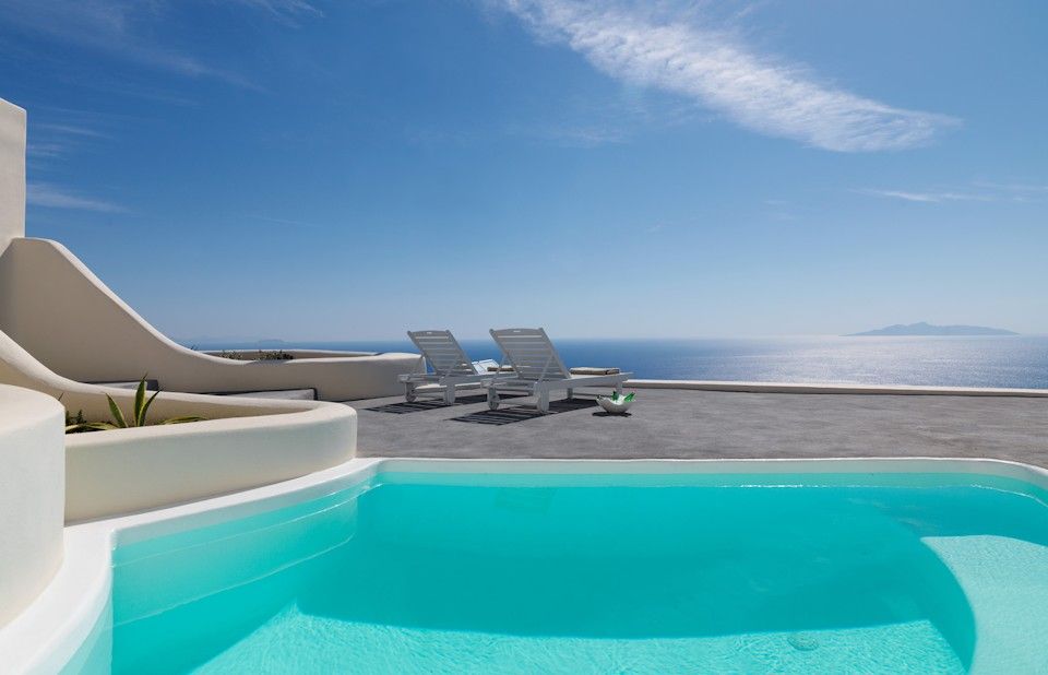Two Bedroom Villa with Outdoor Private Swimming Pool