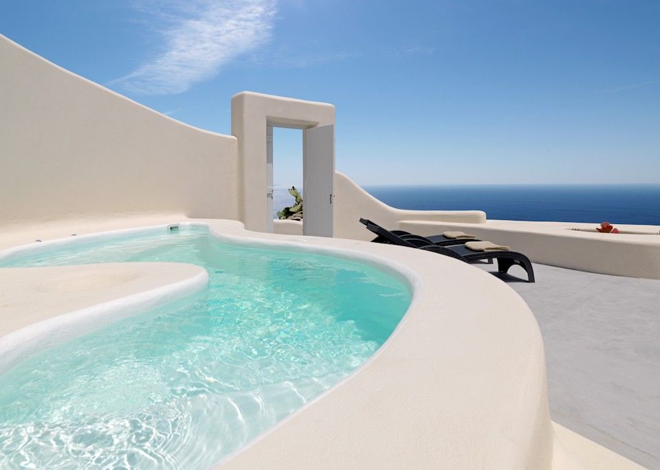 King Suite with Private Outdoor Jacuzzi and Secluded Terrace