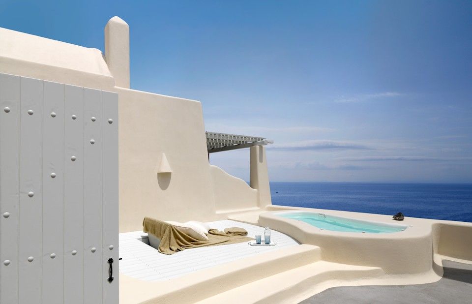 Dome Santorini Resort - SPOJ - 3