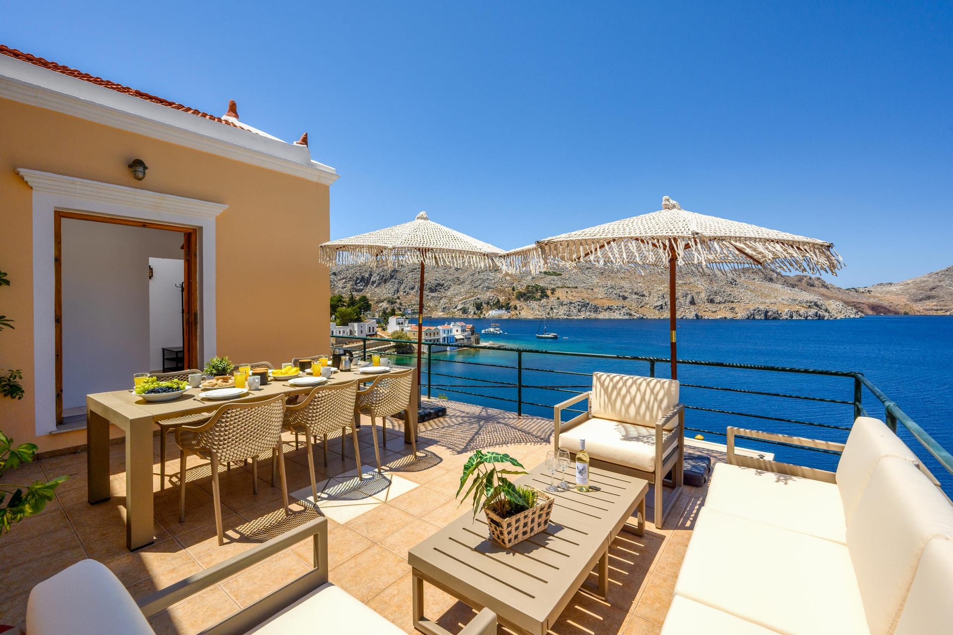 Nimporio View Vila