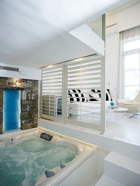 Executive Suite Pool View